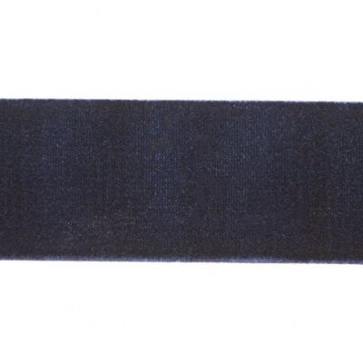 Лента бархатная нейлон, шир.25 мм, (упак. 45,7м), цв.180-т.синий - купить в Нефтекамске. Цена: 800.84 руб.