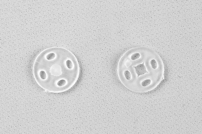 Кнопки пришивные пластиковые 10 мм, блистер 24шт, цв.-прозрачные - купить в Нефтекамске. Цена: 48.41 руб.